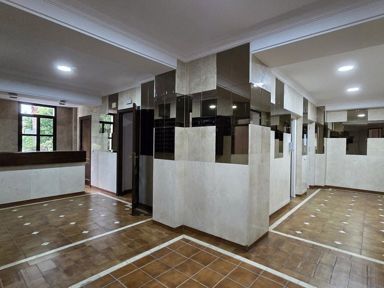 Apartment for Sale in Puerto Banús, Malaga 13