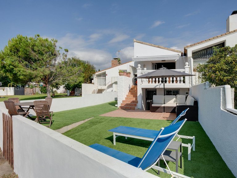 Apartment for Sale in Costa del Sol, Estepona, Malaga 1