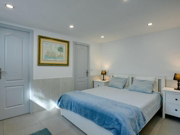 Apartment for Sale in Costa del Sol, Estepona, Malaga 12