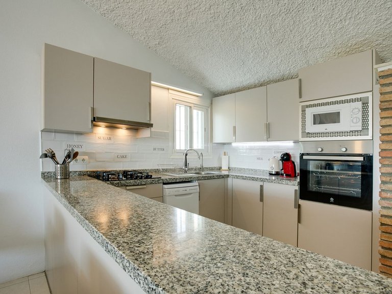 Town House for Sale in Estepona, Malaga 8