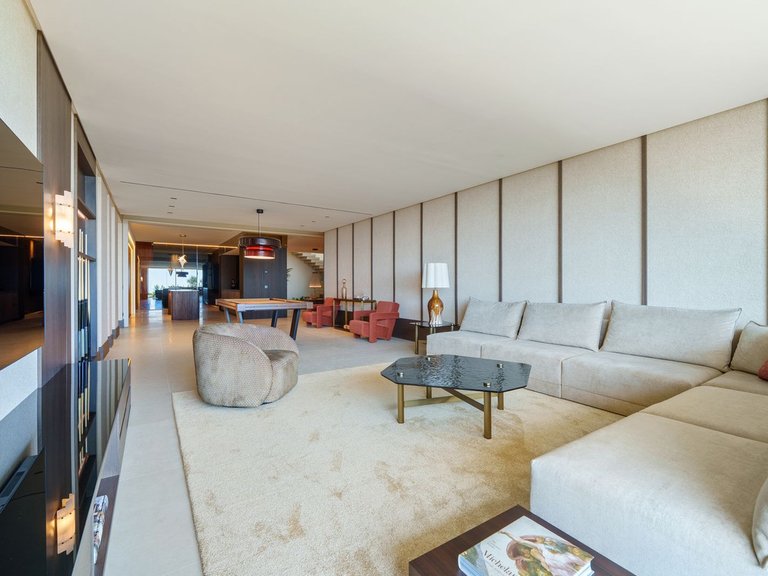 Villa for Sale in Benahavís, Malaga 15