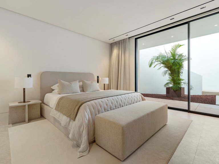 Villa for Sale in Benahavís, Malaga 17