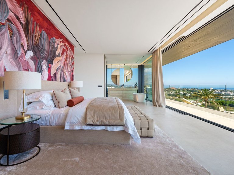 Villa for Sale in Benahavís, Malaga 31