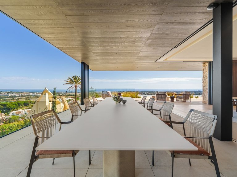 Villa for Sale in Benahavís, Malaga 39