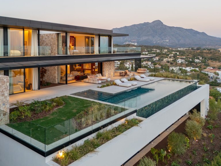 Villa for Sale in Benahavís, Malaga 49