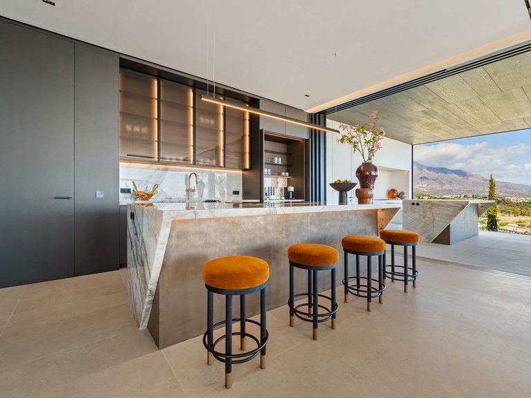 Villa for Sale in Benahavís, Malaga 7