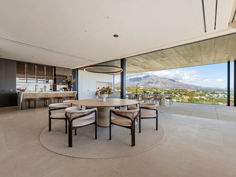 Villa for Sale in Benahavís, Malaga 8