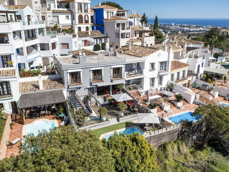 Town House for Sale in Benahavís, Malaga 29