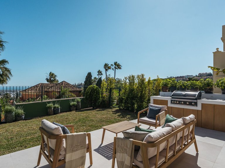 Town House for Sale in Costa del Sol Benahavís, Malaga 2