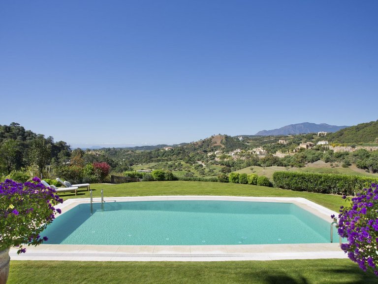 Villa for Sale in Costa del Sol Marbella, Malaga 2