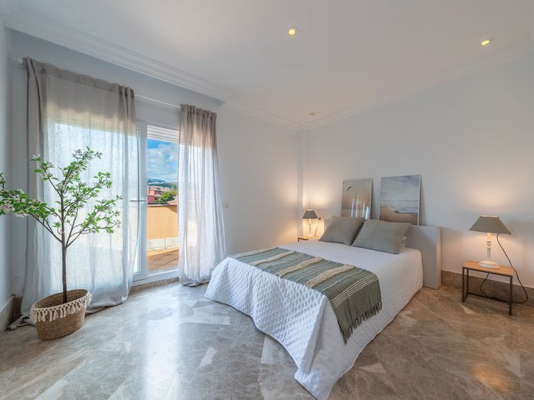 Villa for Sale in Santa Clara, Malaga 14