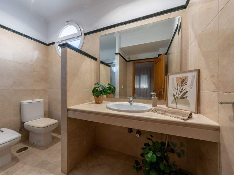 Villa for Sale in Santa Clara, Malaga 18