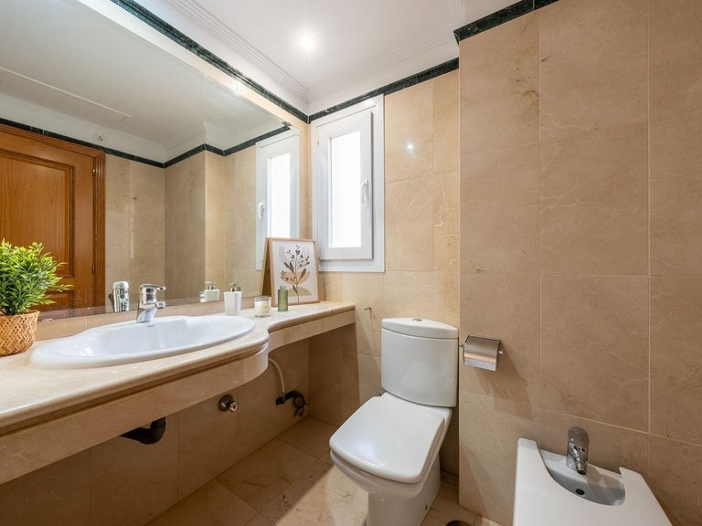 Villa for Sale in Santa Clara, Malaga 20