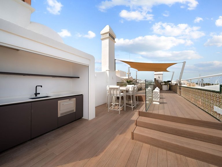 Apartment for Sale in Costa del Sol, Benalmadena Costa, Malaga 7