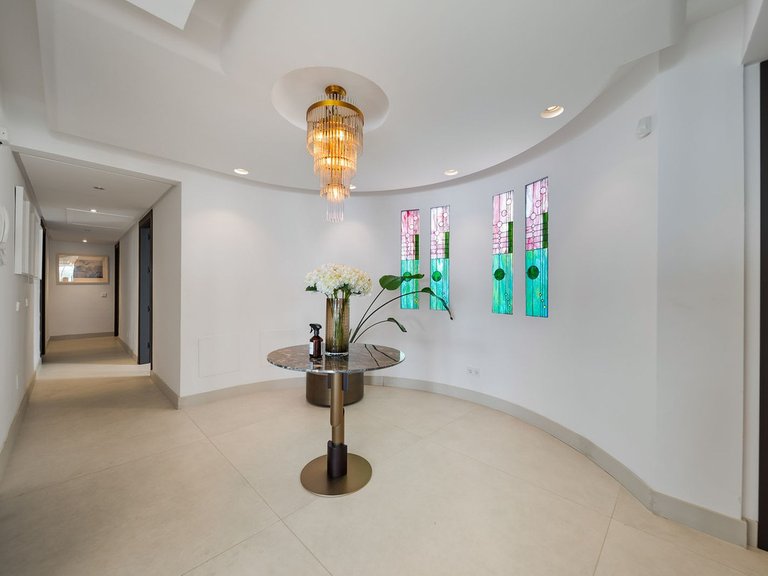 Apartment for Sale in Costa del Sol, Benalmadena Costa, Malaga 8