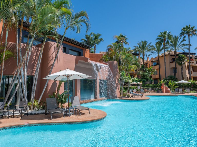 Apartment for Sale in Costa del Sol The Golden Mile, Malaga 1