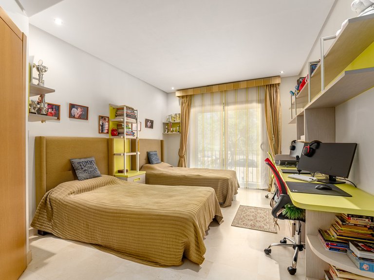 Apartment for Sale in Costa del Sol The Golden Mile, Malaga 10