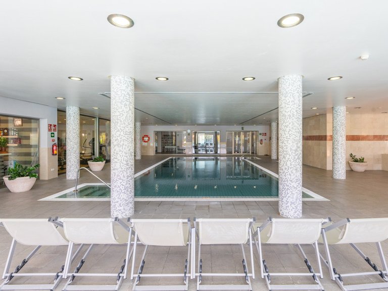 Apartment for Sale in Costa del Sol The Golden Mile, Malaga 3