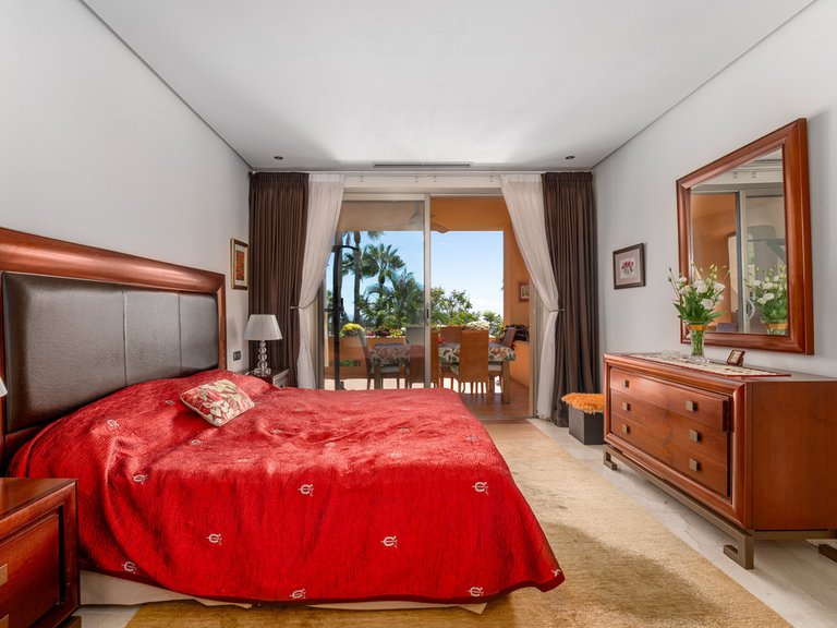 Apartment for Sale in Costa del Sol The Golden Mile, Malaga 4