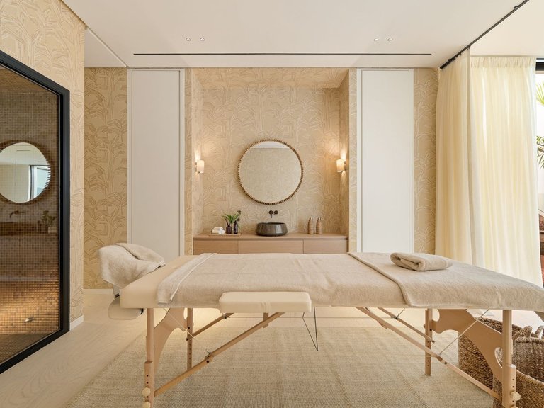 Villa for Sale in Marbella, Malaga 34