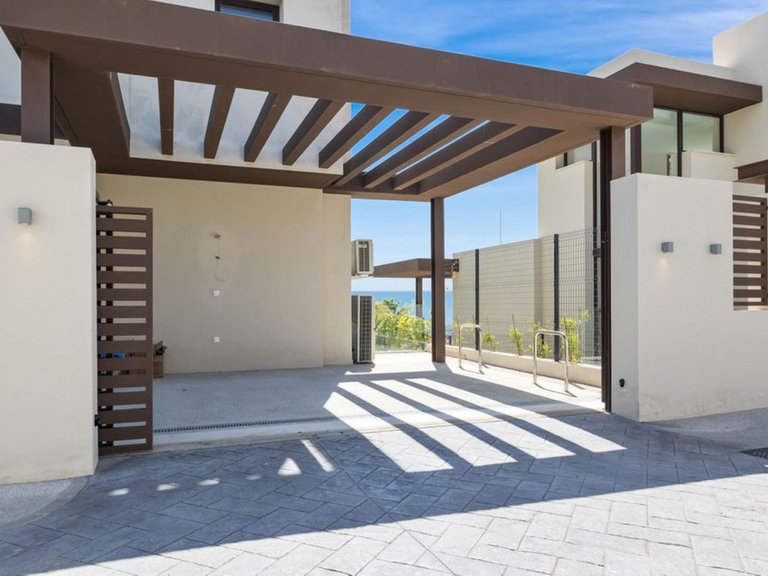 Town House for Sale in Benahavís, Malaga 22