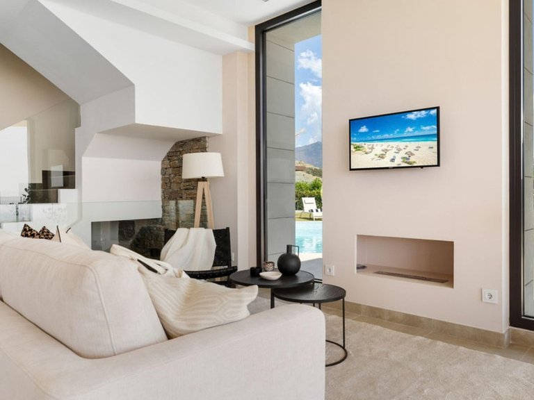 Town House for Sale in Benahavís, Malaga 4