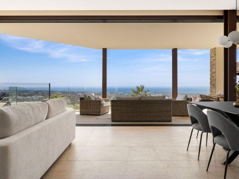 Town House for Sale in Benahavís, Malaga 9