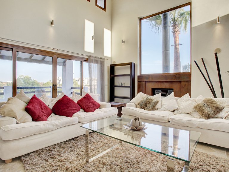 Villa for Sale in New Golden Mile, Malaga 34