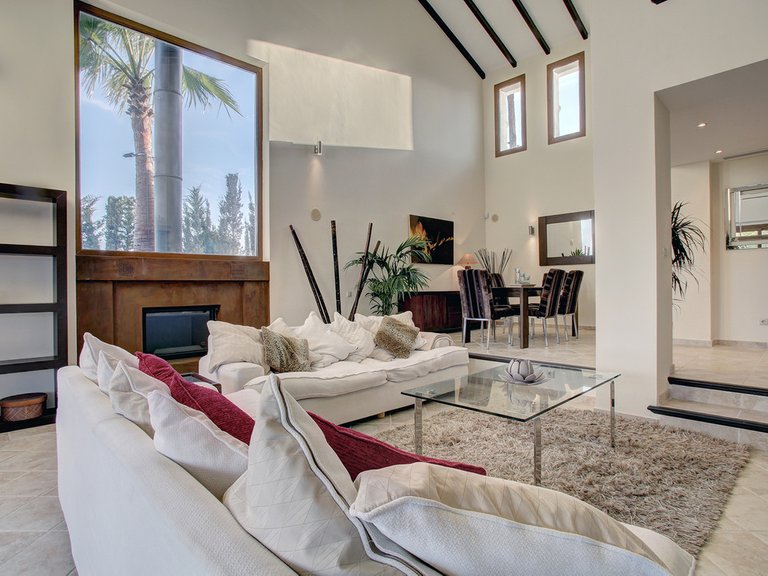 Villa for Sale in New Golden Mile, Malaga 38