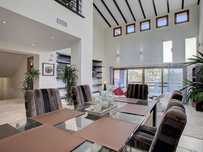 Villa for Sale in New Golden Mile, Malaga 42