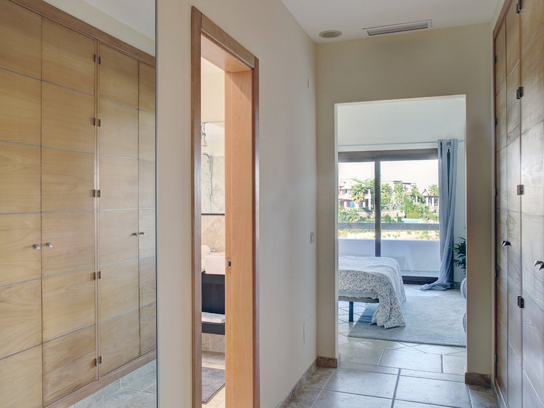 Villa for Sale in New Golden Mile, Malaga 61