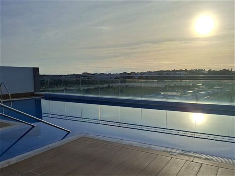 Apartment for Sale in Nueva Andalucía, Malaga 1