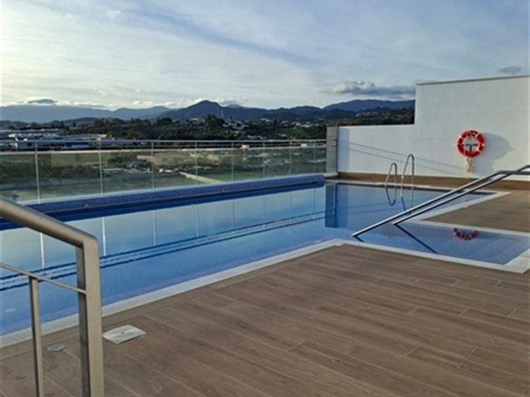 Apartment for Sale in Nueva Andalucía, Malaga 19