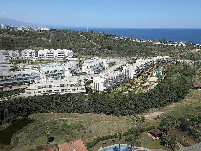 Apartment for Sale in Estepona, Malaga 9