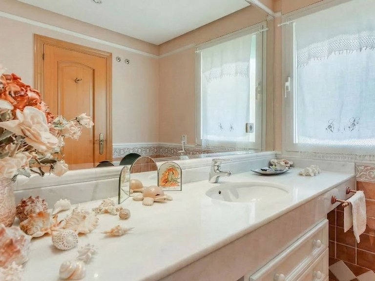 Villa for Sale in Costa del Sol Benahavís, Malaga 21