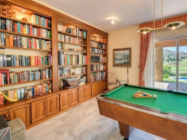 Villa for Sale in Costa del Sol Benahavís, Malaga 9