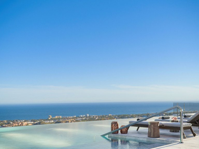 Apartment for Sale in La Cala De Mijas, Malaga 1