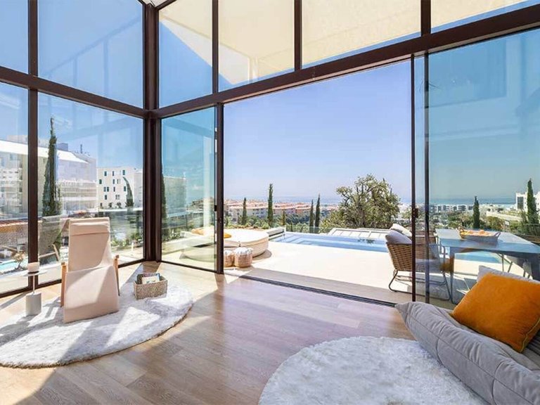 Villa for Sale in Fuengirola, Malaga 4