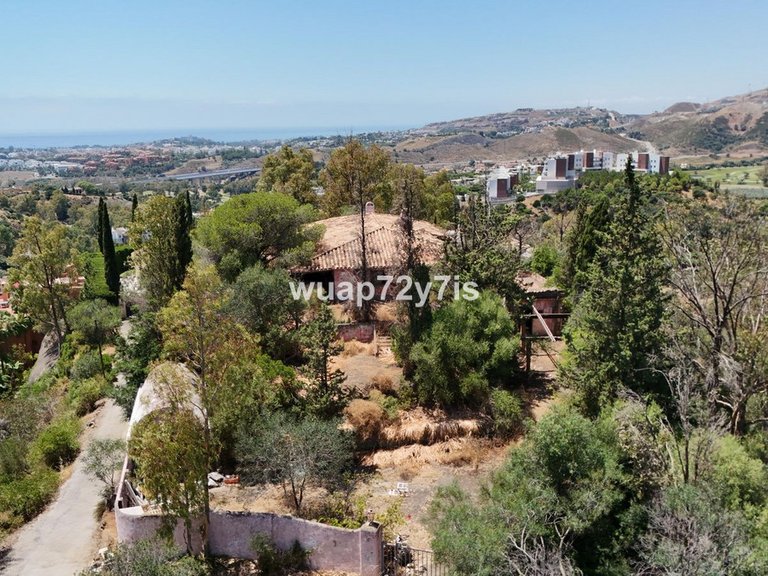 Plot for Sale in Benahavís, Malaga 2