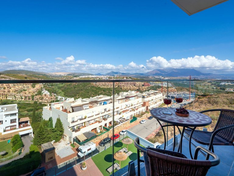 Apartment for Sale in La Duquesa, Malaga 15