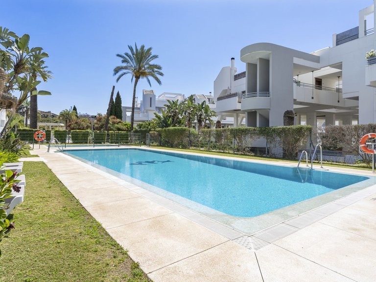 Apartment for Sale in La Cala De Mijas, Malaga 1