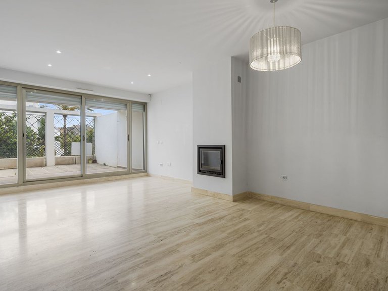 Apartment for Sale in La Cala De Mijas, Malaga 2