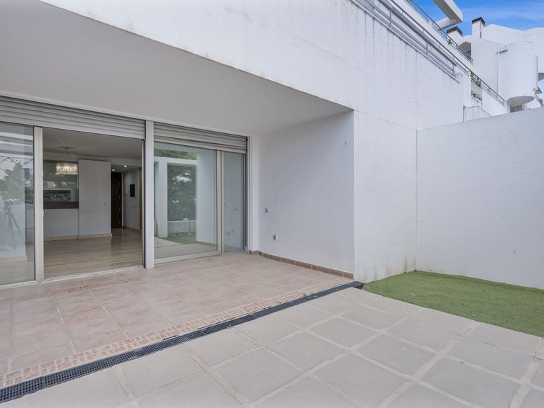 Apartment for Sale in La Cala De Mijas, Malaga 5