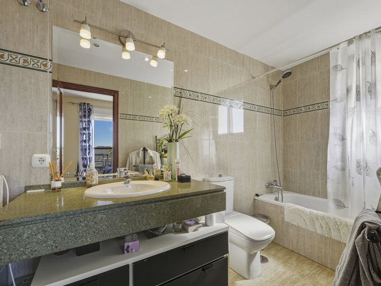 Penthouse for Sale in San Pedro De Alcántara, Malaga 19
