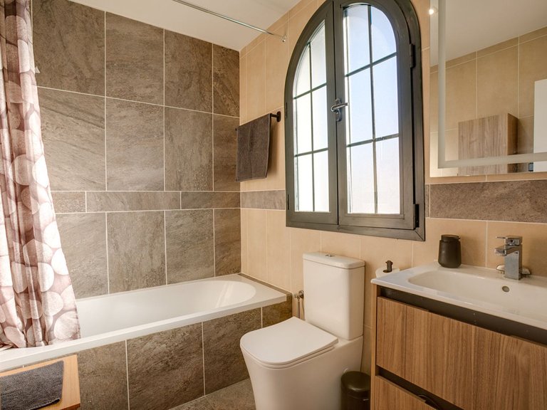 Apartment for Sale in Costa del Sol, Cancelada, Malaga 7