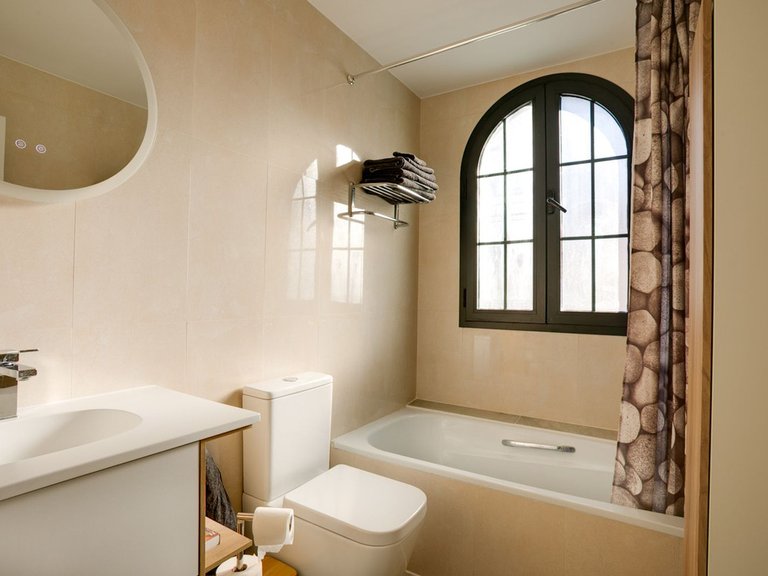 Apartment for Sale in Costa del Sol, Cancelada, Malaga 9