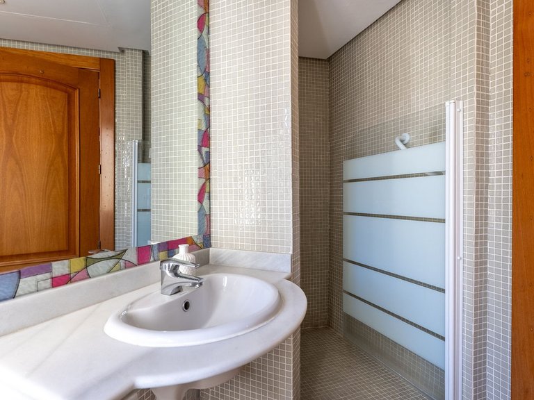 Town House for Sale in El Rosario, Malaga 17