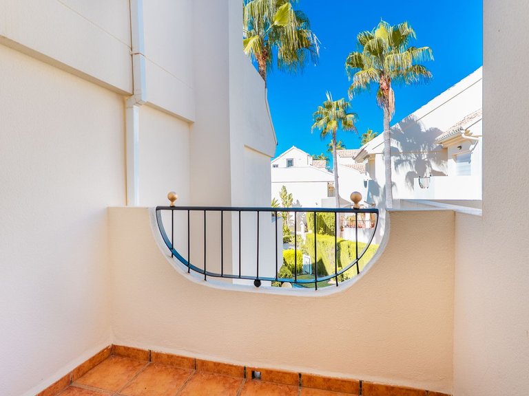 Town House for Sale in El Rosario, Malaga 19