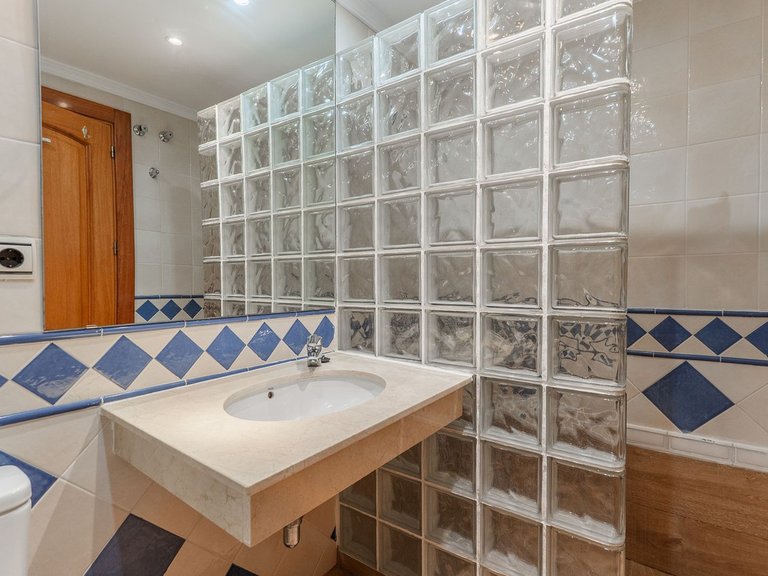 Town House for Sale in El Rosario, Malaga 26