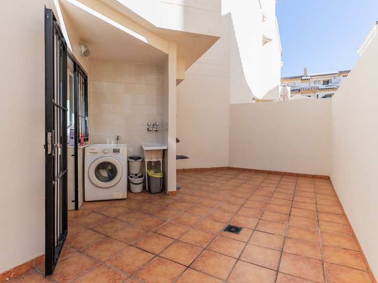 Town House for Sale in El Rosario, Malaga 29